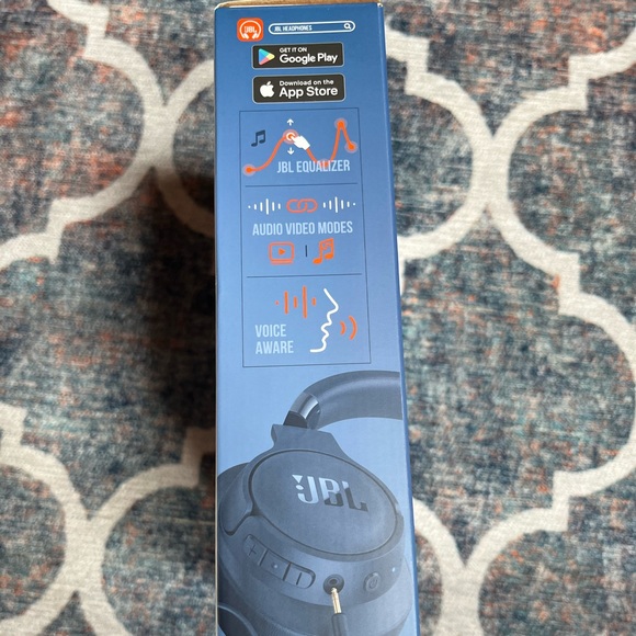 🎧JBL Deep Blue Wireless Headphones🎧 - Picture 4 of 6